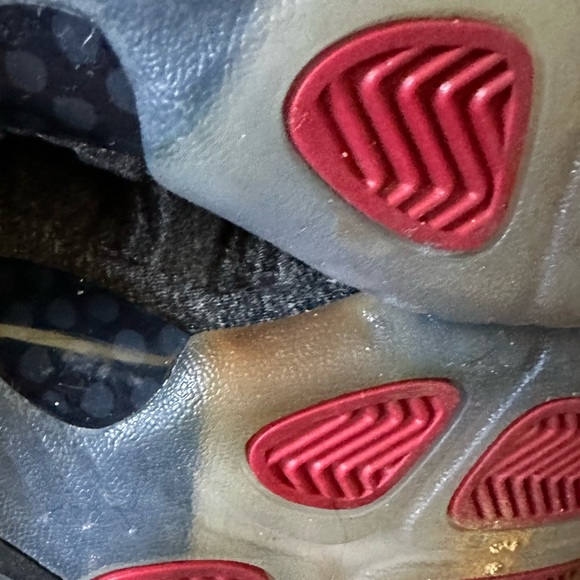 Nike Little Posite Pro GS Big Kid's Size 4Y Dark Grey Heather & Black - Picture 9 of 10